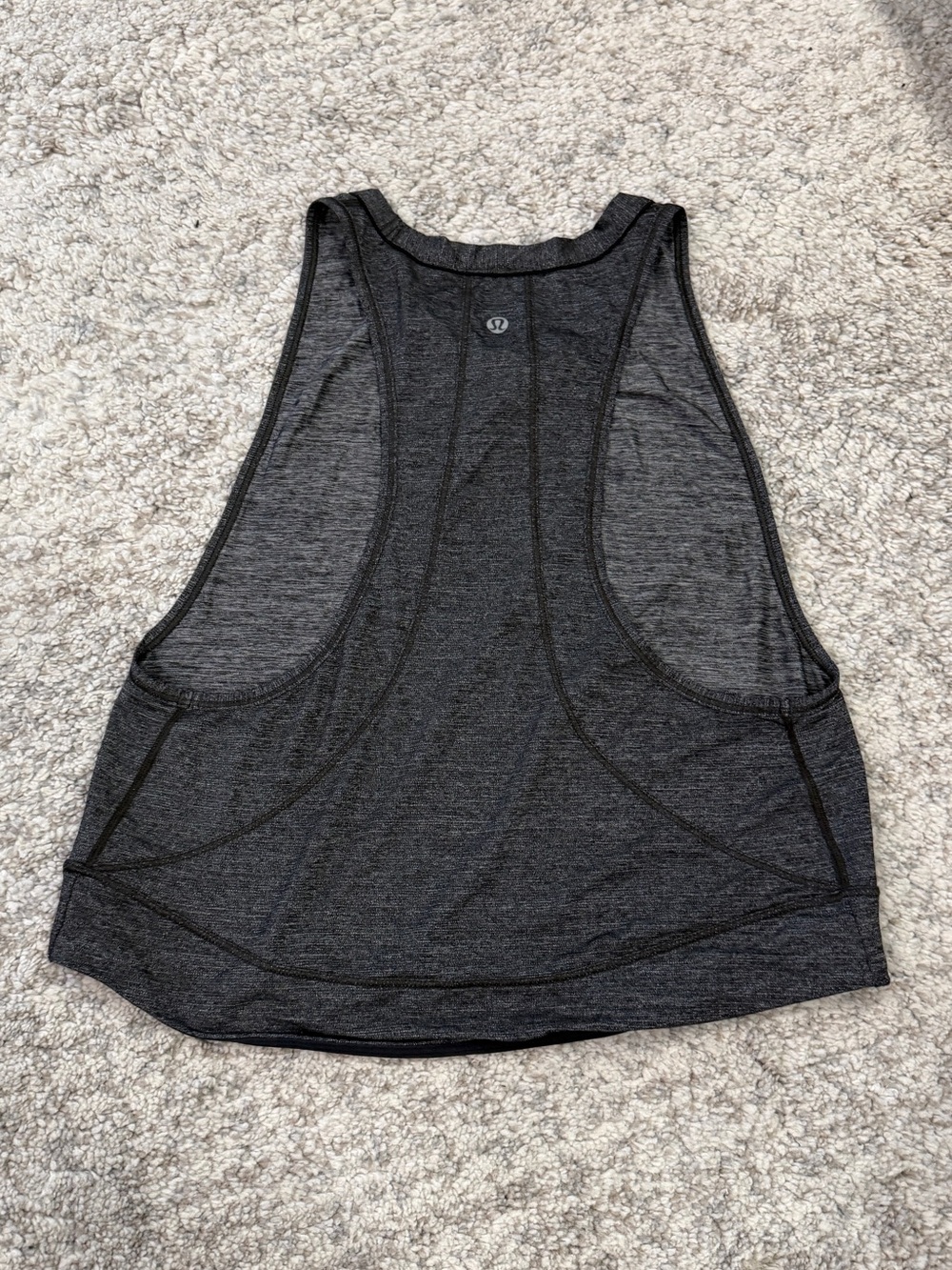 Lululemon PACE PERFECT TANK
COLOUR: HEATHERED BLACK/BLACK - Picture 2 of 5